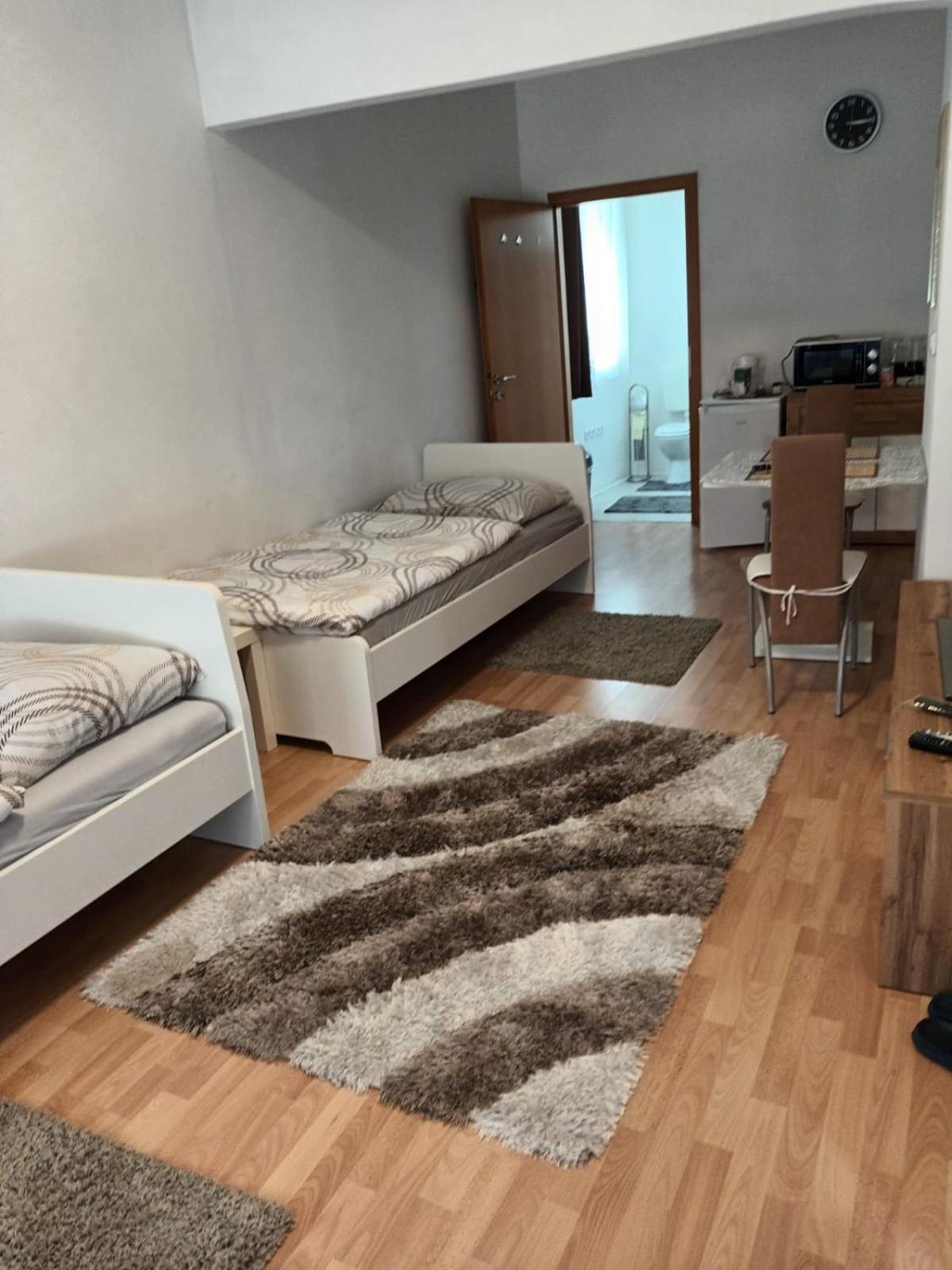 Privat Zimmer Kf Knittelfeld Exterior photo